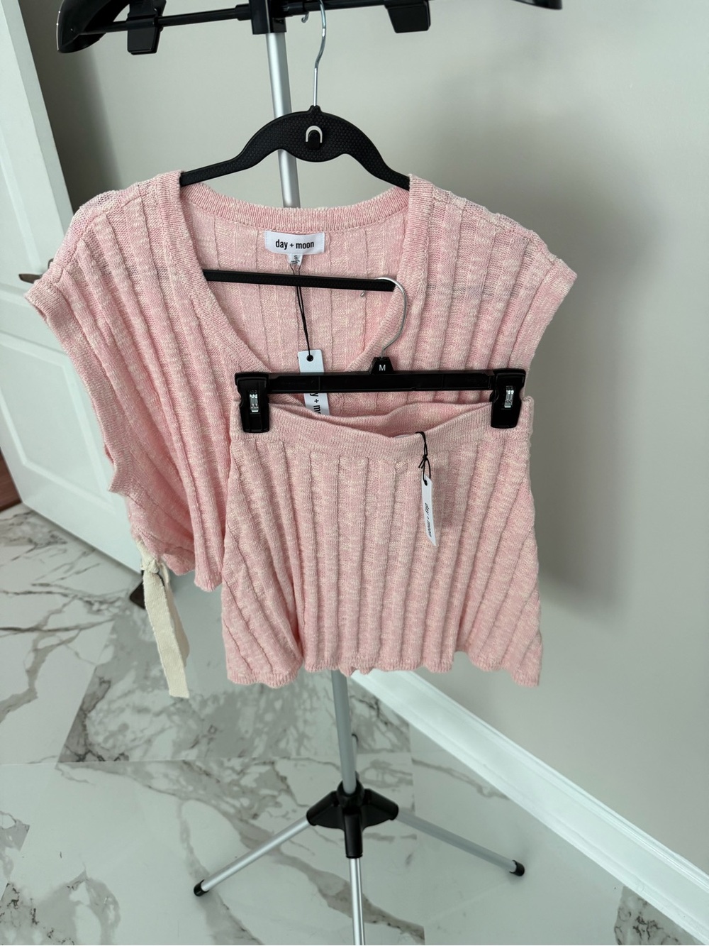 Soft Ribbed Knit Mini Skirt Set - Picture 5 of 5